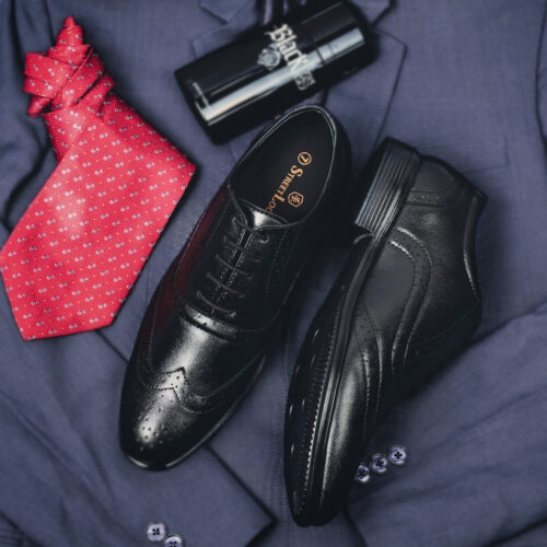 Men Textured Round Toe Formal Brogues