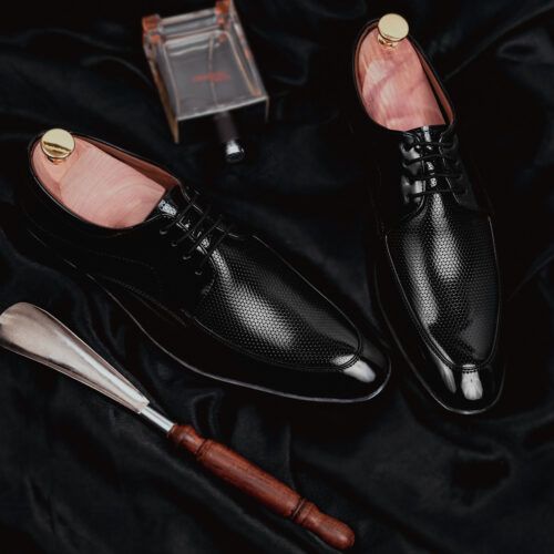 Men Solid Formal Shoes